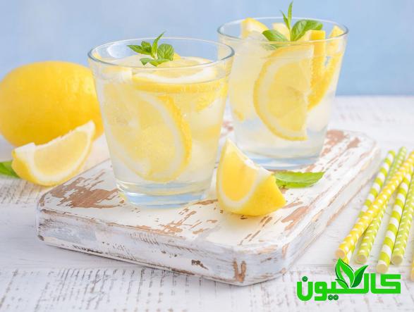  فواید آب لیمو برای کاهش تب